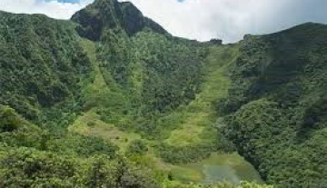 Mount-Liamuiga.jpg
